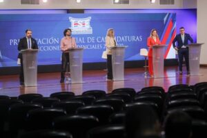 Candidatos presidenciales hablaron de seguridad durante el debate del TSE.